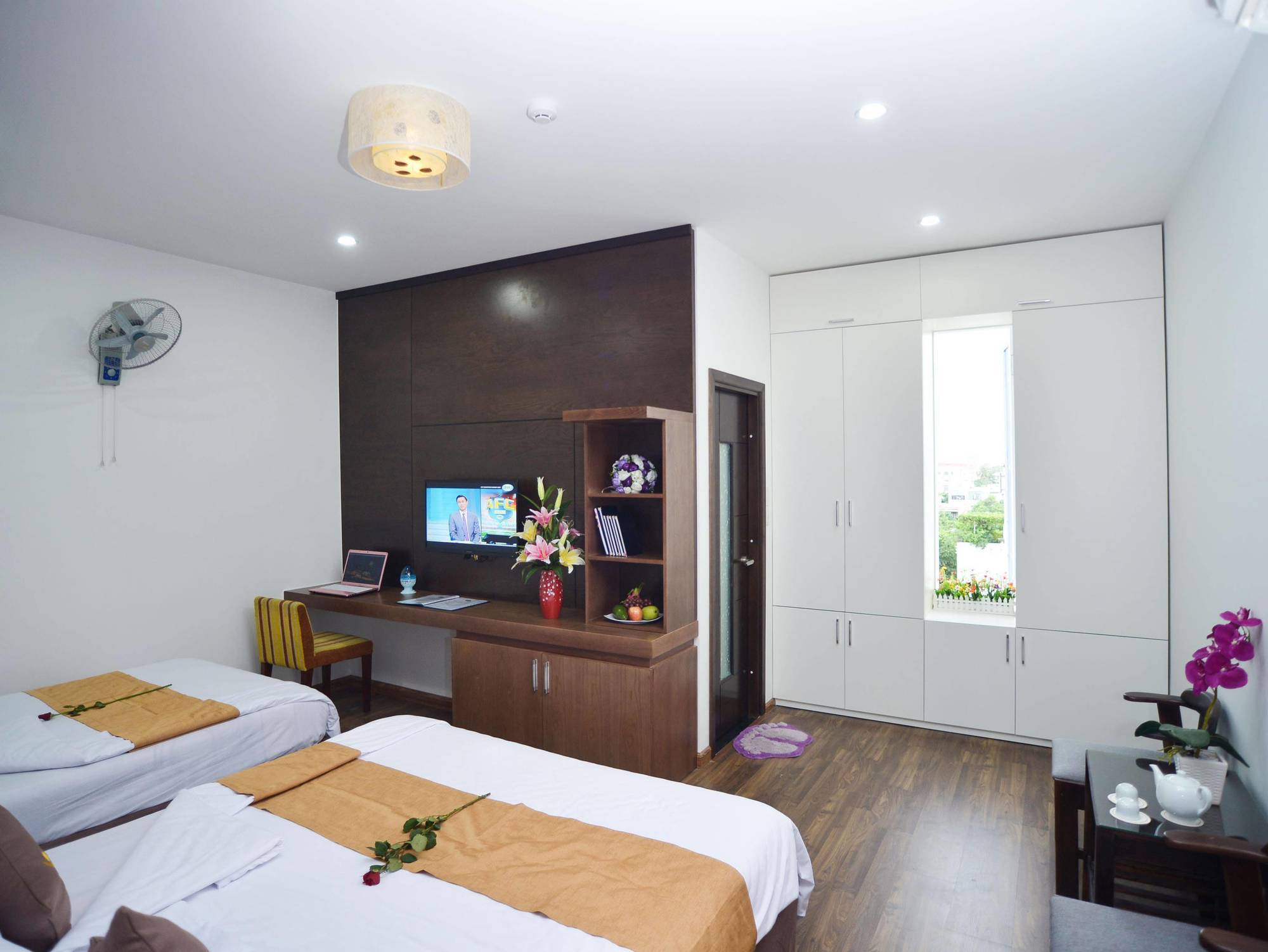 Nice De Paris Hotel Da Nang Buitenkant foto