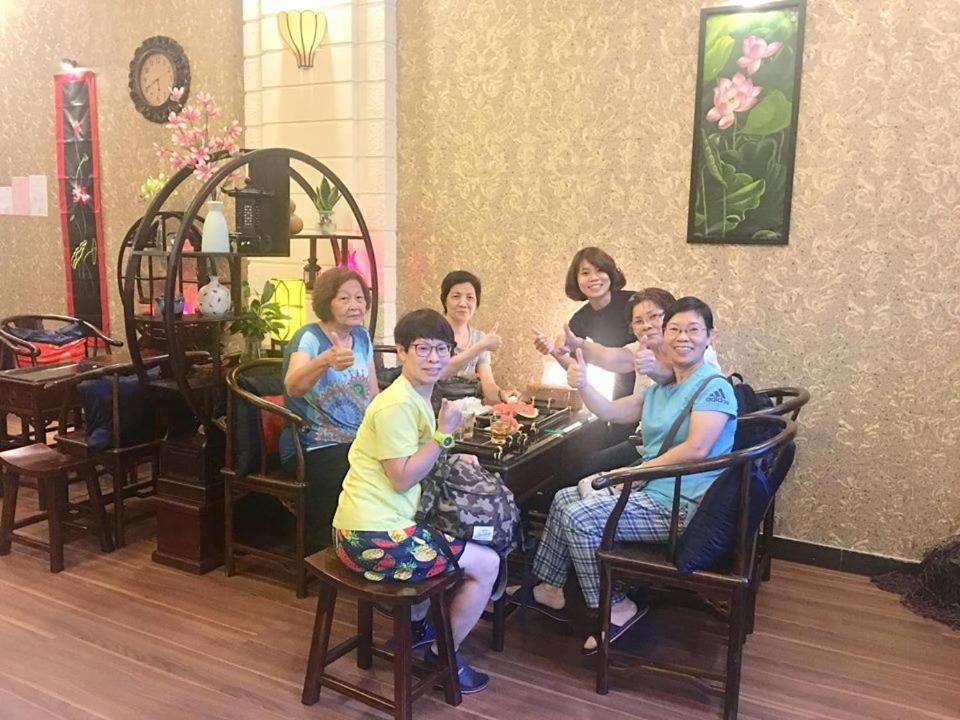 Nice De Paris Hotel Da Nang Buitenkant foto