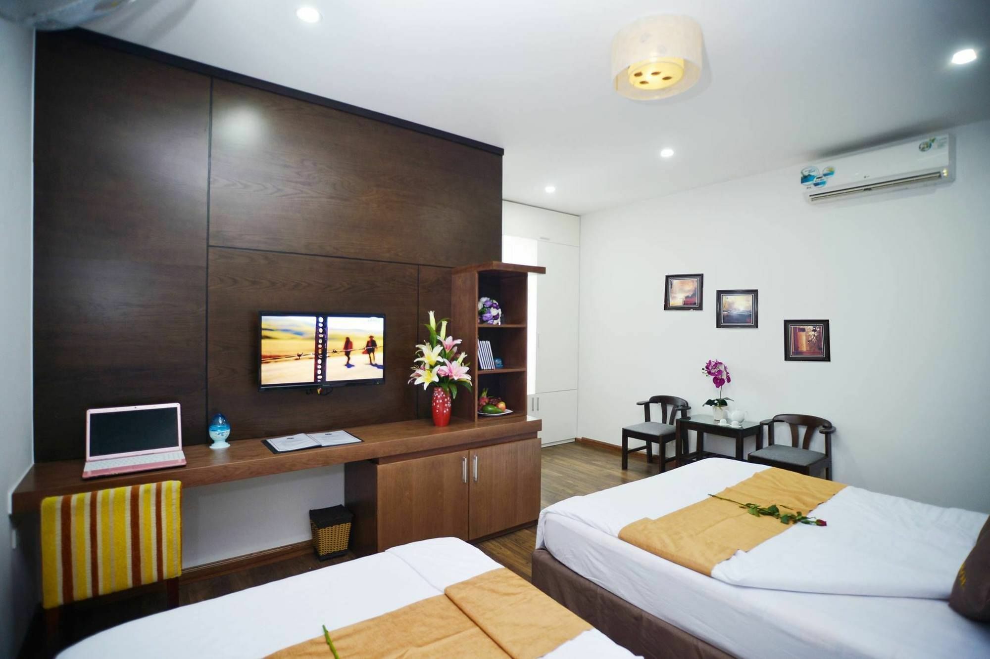 Nice De Paris Hotel Da Nang Buitenkant foto